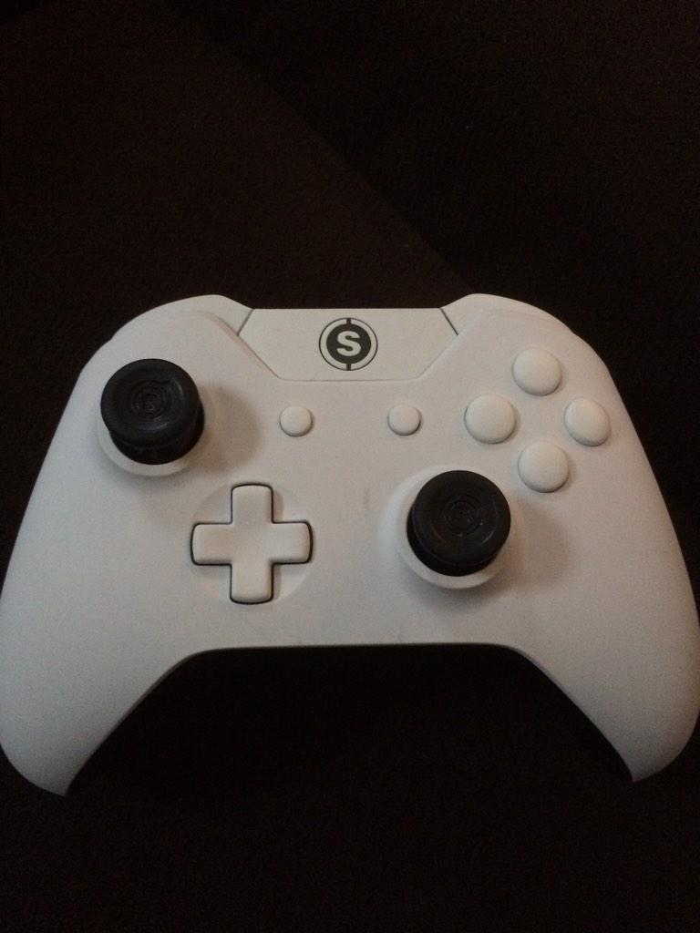 BoZe's tweet image. Who wants to win this bad boy? Will be tomorrow&apos;s video.