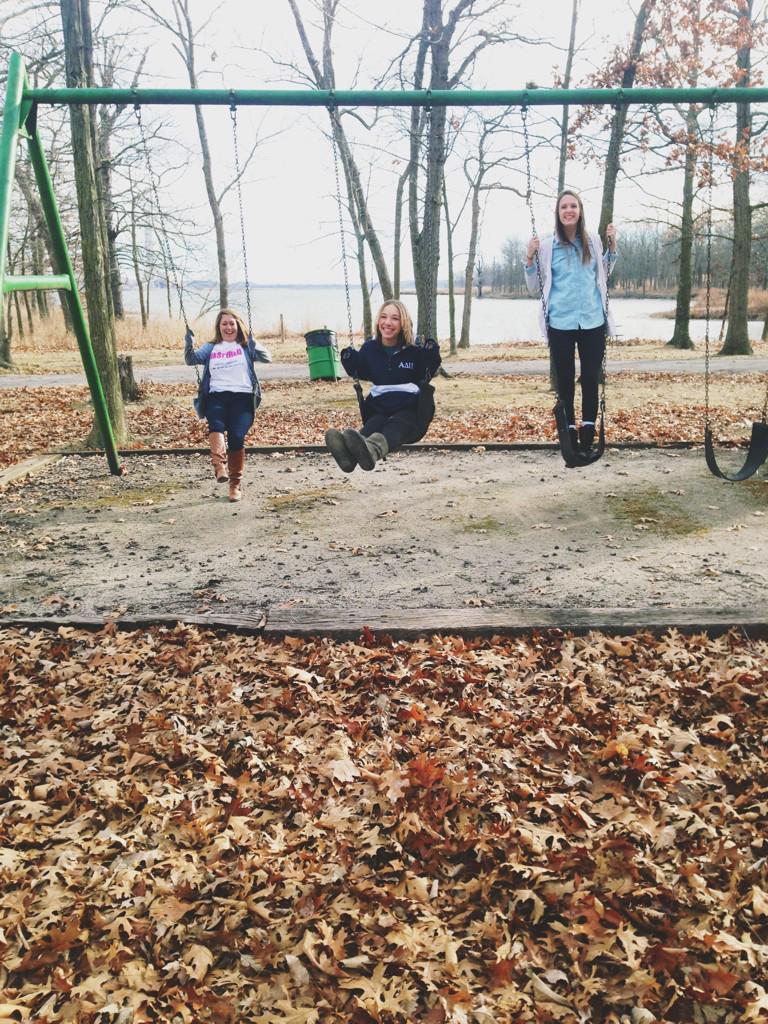 annawonderlich's tweet photo. went exploring and ended up at lake lacygne today http://t.co/wdTTsX6zf1