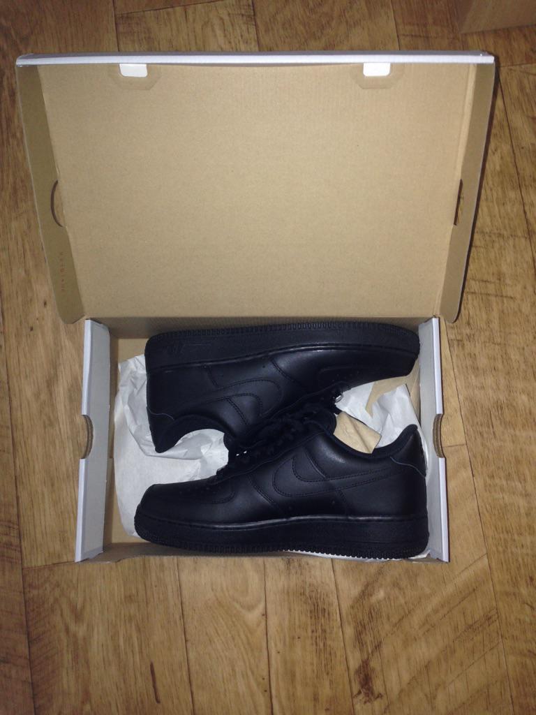 SafakShady's tweet photo. New nike's @Nike @nicekicks http://t.co/iv9B5v6Kb8