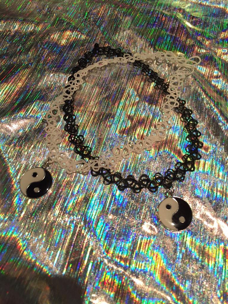 ShopAliens's tweet image. bff yin yang tattoo chokers! etsy.com/listing/217333…?