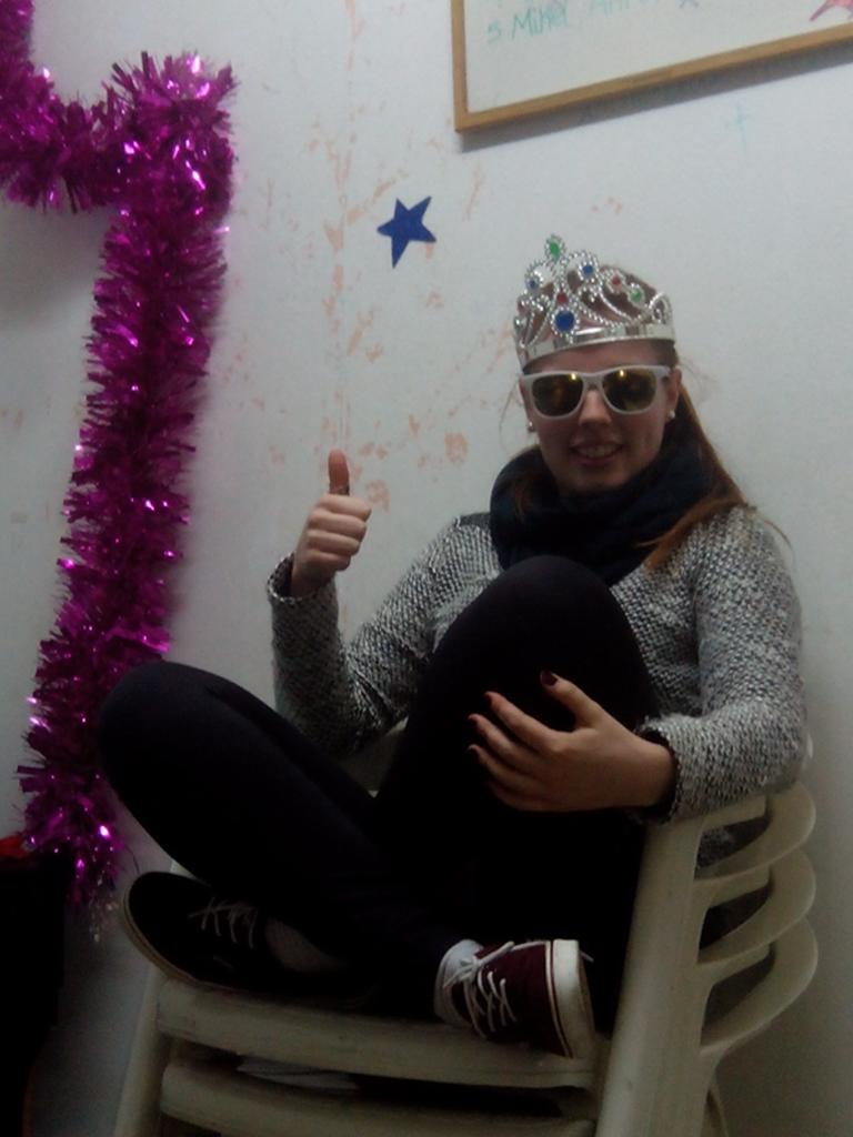 mai10R's tweet photo. Burger King aquí tu eres el King 👑👑👑 http://t.co/5UbfoMx2Dn