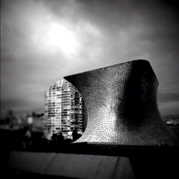 SomosMXC's tweet photo. Soumaya #mxcity #vidacapital http://t.co/68bgwmNtAu