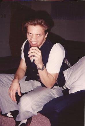 KristiPasternak's tweet photo. @Renner4Real Blast from the past.  Do you remember this? http://t.co/rdZfFXvh8U