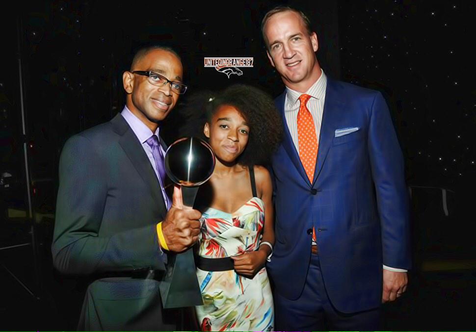 UIO187's tweet photo. RIP Stuart Scott. #BroncosCountry http://t.co/OCD5Z2Qgi6