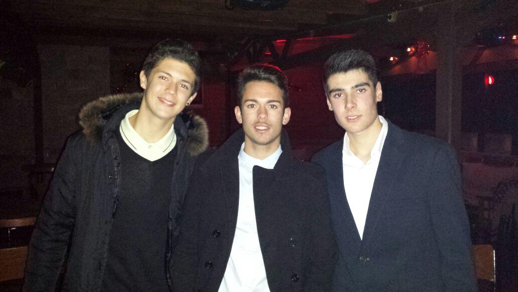 AntonioDg98's tweet photo. Amigos http://t.co/NgR4b1nU3e