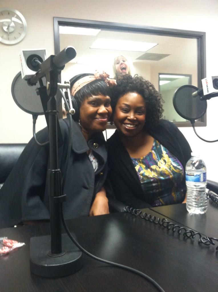 THEINNSERIES's tweet photo. Fun with @SheenaMetal on http://t.co/aY7IWlDCRq @JulietteJeffers #deefreeman listen up! http://t.co/UaavIDJjxl