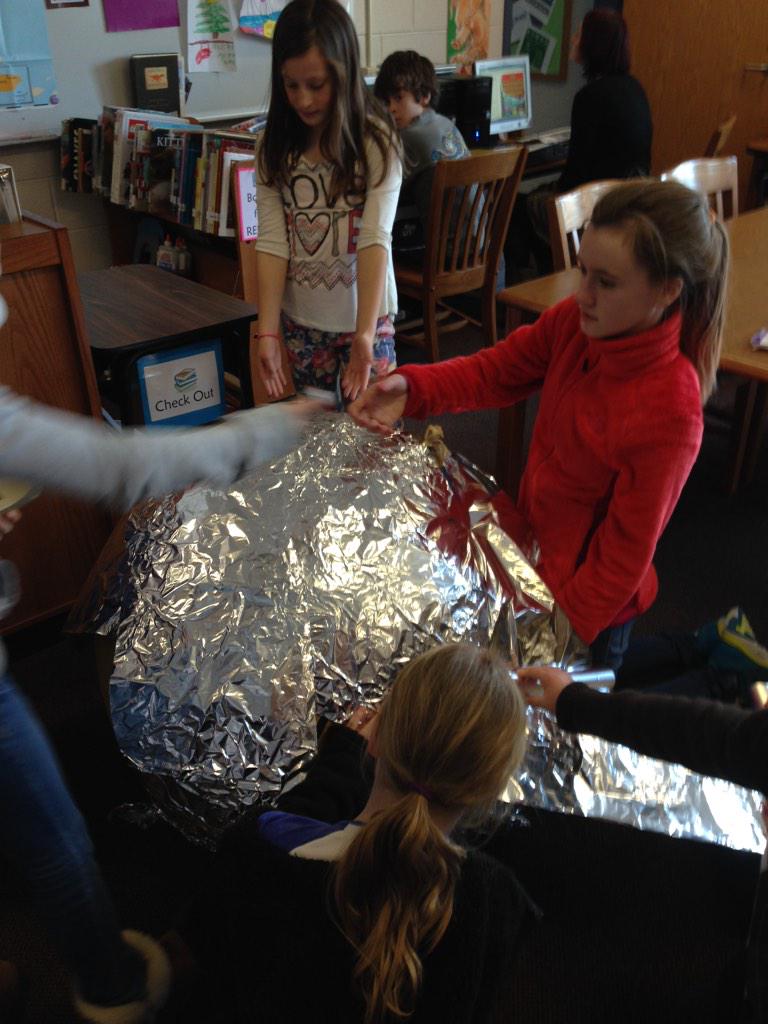 beckyruel's tweet photo. #KES student council prepares to reenact the Times Square ball dropping! http://t.co/EK7JklDFRZ