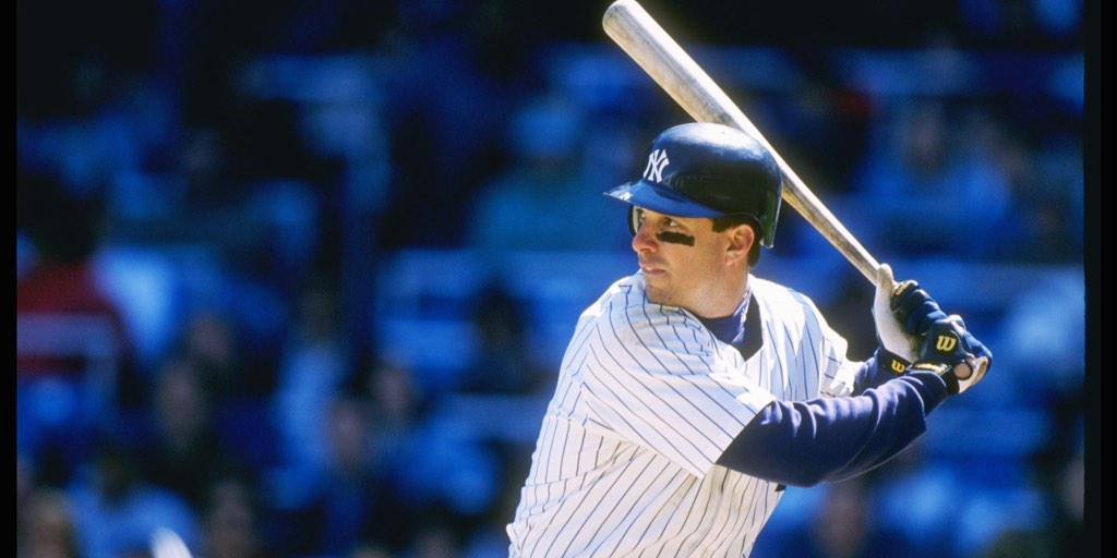 Cut4's tweet photo. Followers to RETWEET can win a baseball signed by Tino Martinez. #MLBFC http://t.co/5mUgViOAEi