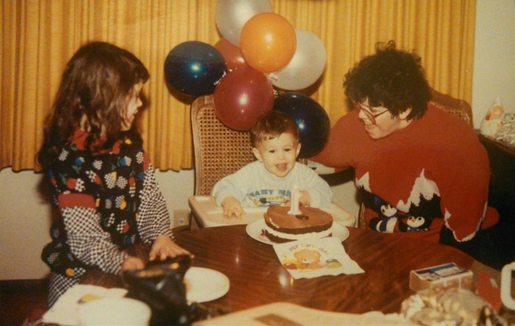 TechBow6's tweet image. Throwback 23 years ago to my first birthday. My sister and I were playing with our cozy coups. #PalsForever #90s
