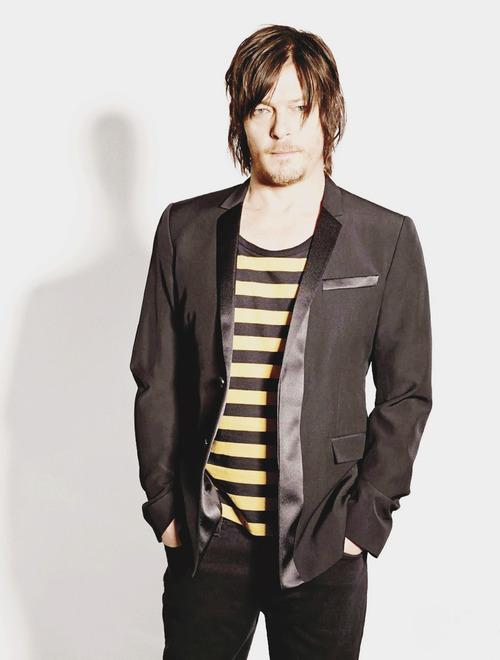 HAPPY BDAY TO NORMAN REEDUS 