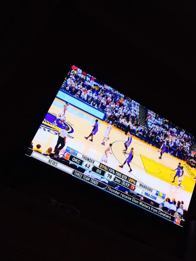 KalinWhite's tweet photo. Warriors servin! http://t.co/Vjv2FkpZhu