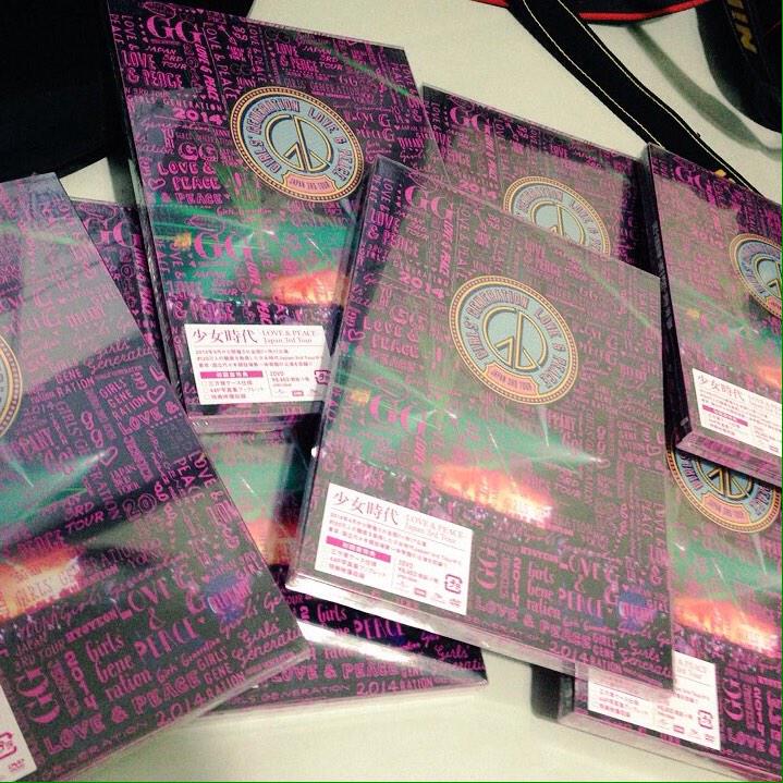 Heart_GG's tweet photo. Those LOVE&amp;PEACE Japan 3rd Tour Blu-Ray / DVD already arrived at 14.12.29 👏👏 http://t.co/ubCyKFqUUm