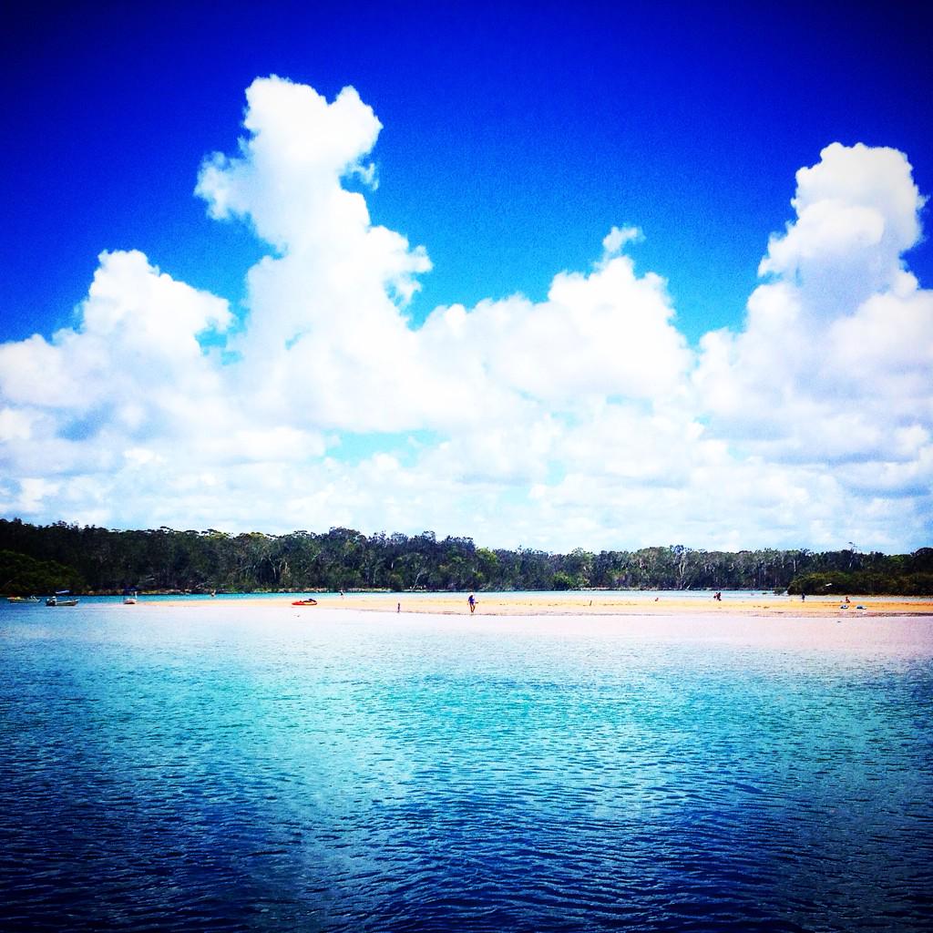 Ruth Muckenschnabl (@rmuckenschnabl) on Twitter photo Home for the next week #holidays #Relaxing #family Home for the next week #holidays #Relaxing #family