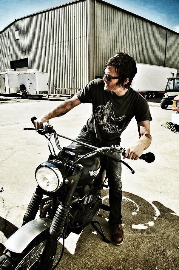 Happy birthday Norman reedus!!!!! 