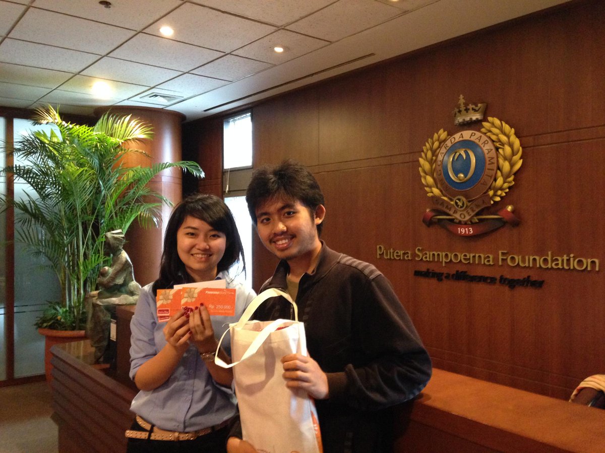 Give 2 Education (@give2education) on Twitter photo 