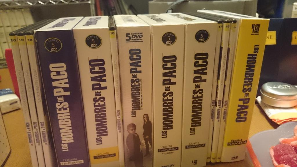 calzonalove5's tweet photo. Uno de los mejores regalos de Reyes... 👑 ♥ #LosHombresDePaco. @pacotous  @lasanchez http://t.co/dHCMqQaC7M