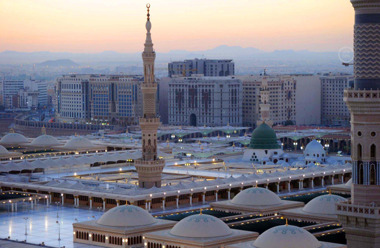 Prophet's Mosque - Masjid Nabawi B6pvXOlCYAAE1Zy