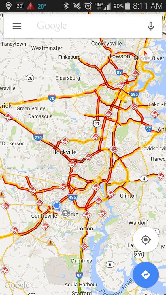 ttbone28's tweet photo. @ameliasegal Visual proof of what happens with an inch of snow in DMV #forgothowtodrive http://t.co/4Hm9jAl2bh