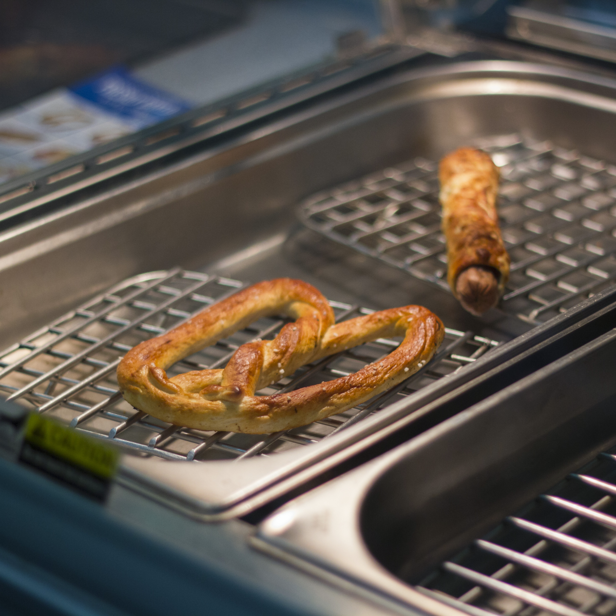 We promise you warmth in the coldest days :) #Pretzel #Warmth