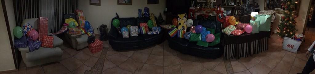 162estre's tweet photo. Vaya reyes 😱🙊 http://t.co/bbec3B5bGo