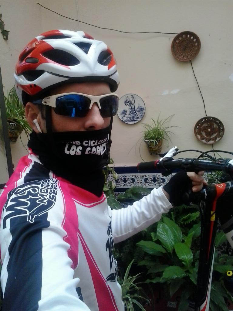 patorro22's tweet photo. al lio, vamos a x 2h de mtb http://t.co/gDieE0WBA8