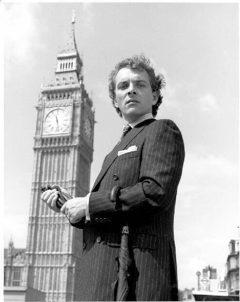 ConfusedkelXx's tweet image. Who the hell has put a go-slow on time?? #3WeeksOfBStardisation #16DaysAndCounting #MissingHim