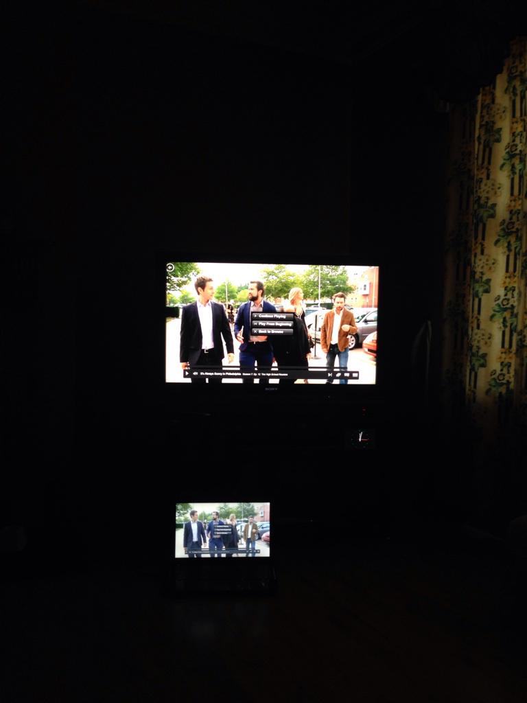 ronan_mc28's tweet photo. @NetflixUK  please stop pausing it's always sunny in Philly I can't be arse getting up to play it anymore. http://t.co/eTwRlfcCKL