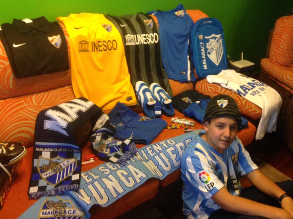 CarlosPasky's tweet photo. #ReyesDelMálaga Sean pasado tela http://t.co/apW793QbBl