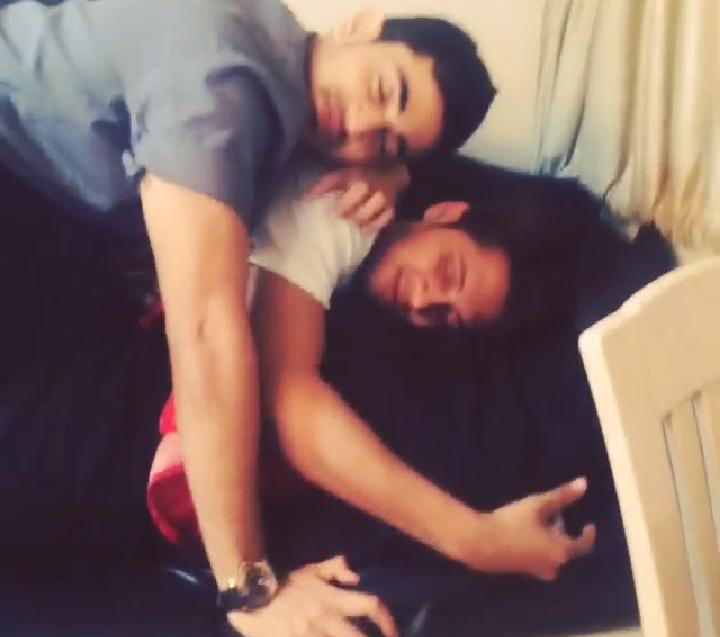KunwarAmarFc's tweet photo. Crazy KY2 Boys #ClubSandwich 😛
@zainimam01 on @Abr_Ayazahmed on @utkarsh_45025 
Cr: @angelcharlie8 http://t.co/rdOUbscHKd