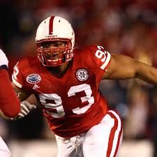 Happy bday to Ndamukong Suh. Won the 2009 Outland, Lombardi, Nagurksi & Bednarik awards. was retired by 