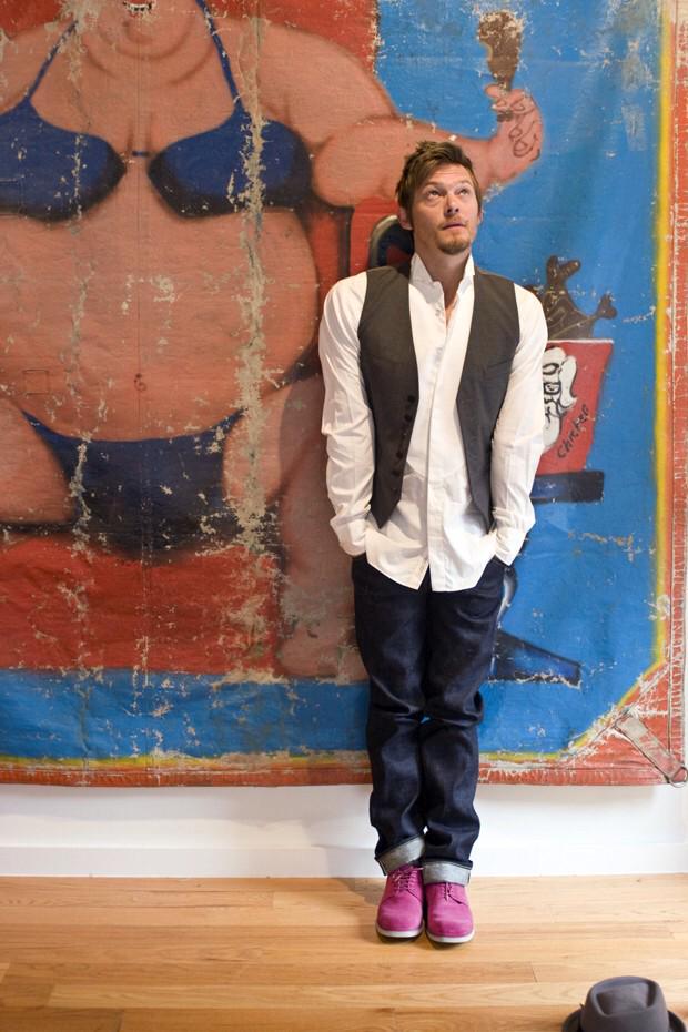 Happy birthday Norman Reedus, you\re the hottest dad of all time 