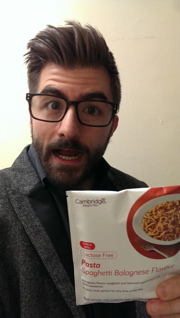 AndyEscott's tweet image. It's here! Let the game changing comence! 07590380659 #cambridgeweightplan