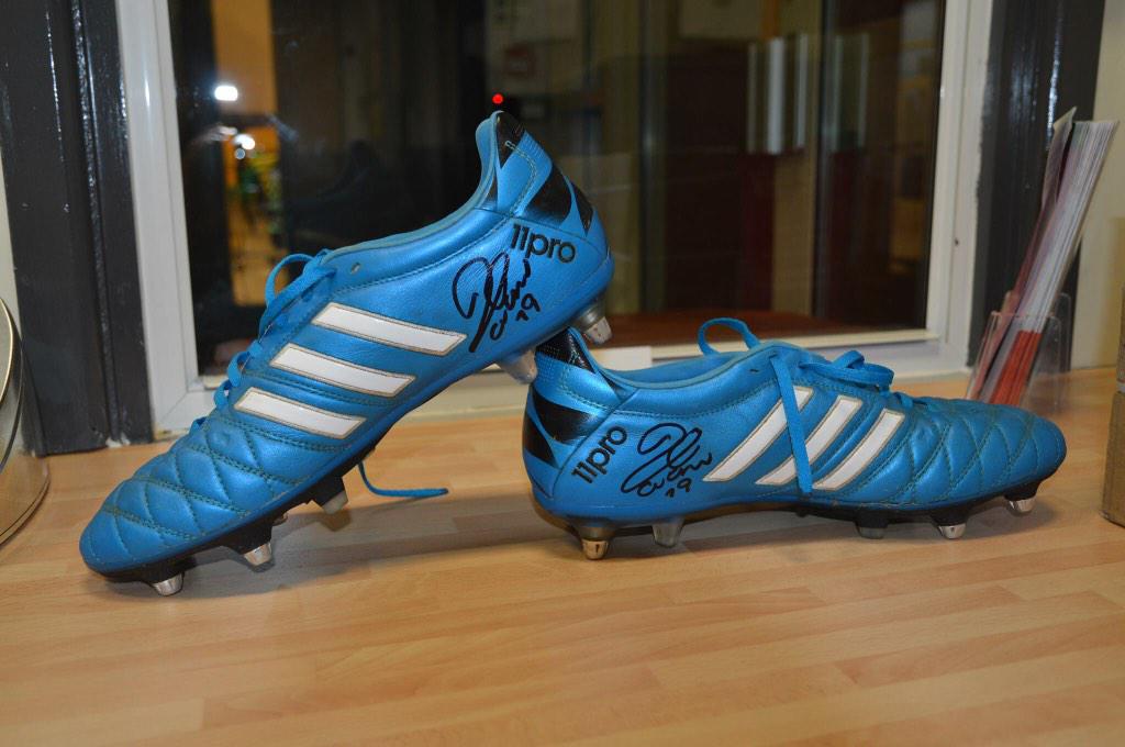 Deacyliam's tweet photo. Signed/worn Cambiasso boots will be auctioned as part of the @DGSAcademy fundraising evening in May #Signedit4SEN http://t.co/60JpQelskg