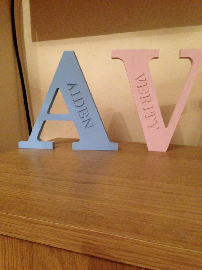 x_madewithlovex's tweet photo. Our engraved letters are 20cm tall and available in any colours #wineoclock #womaninbiz x http://t.co/UzcXhc963H