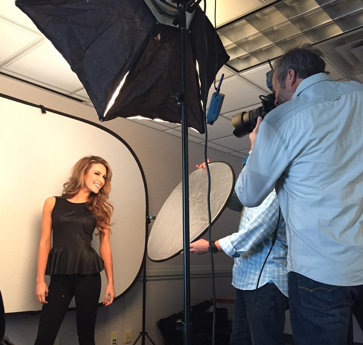 USAstatepageant's tweet photo. This morning, our titleholders are having their photo shoots with Solberg Photograph! #missusa #futureproductions http://t.co/3ScwJJWaYQ
