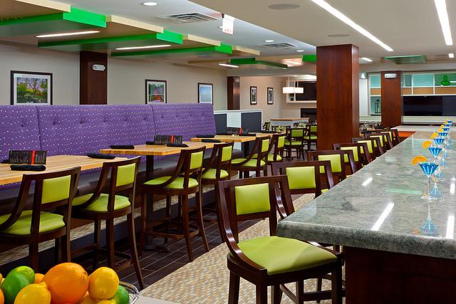 Grab a #cocktail, breakfast, lunch or dinner right here in our hotel @ HUB at #HolidayInn! We serve them all!