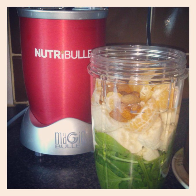 Nommy lunch @thenutribullet looks radioactive but tastes awesome! #yummy #healthyeating #nutribullet