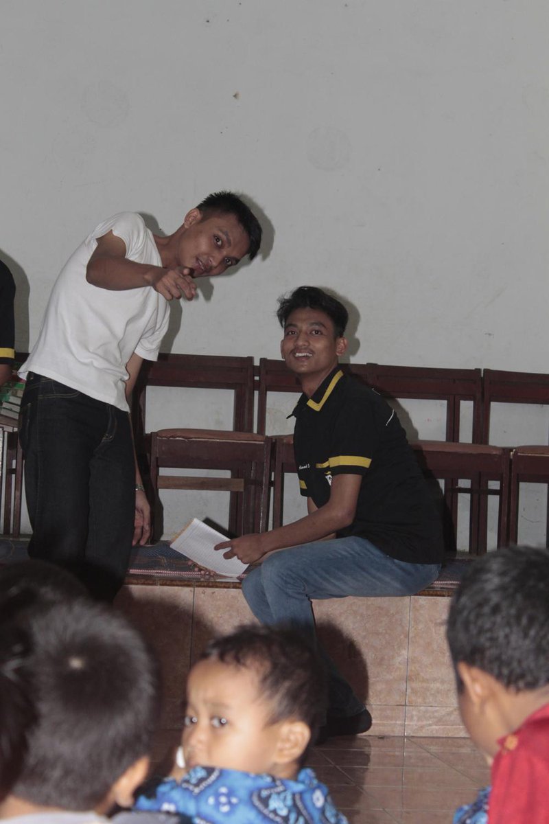 eksis lagi nih <a href="/AchmadShabri/">Amok Tarigan</a> #Baksos Panti Asuhan Yayasan Amal Sosial Alwashliyah