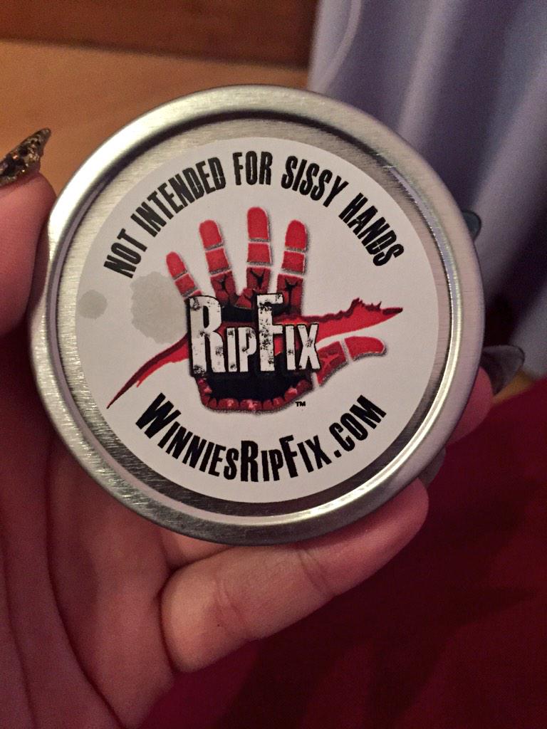 JacquesH93's tweet image. Let's see if this can sort my poor calluses #PoleFitness #RipFix #NoPainNoGain @RipFix