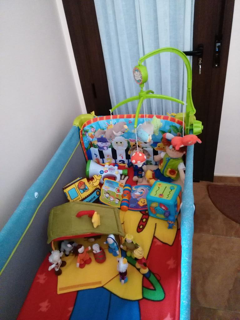 Davidnmt's tweet photo. Ya llegaron los Reyes http://t.co/KPTyxqEkS6