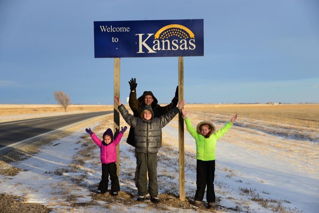 JuCanFoundation's tweet photo. #CobbFamCan arrived in state no. 6 -  #Disney2Disney 4,000 Mile Walk 4 pediatric cancer #JuCan do it in CANsas! Yeah! http://t.co/xxwlI7MCS6
