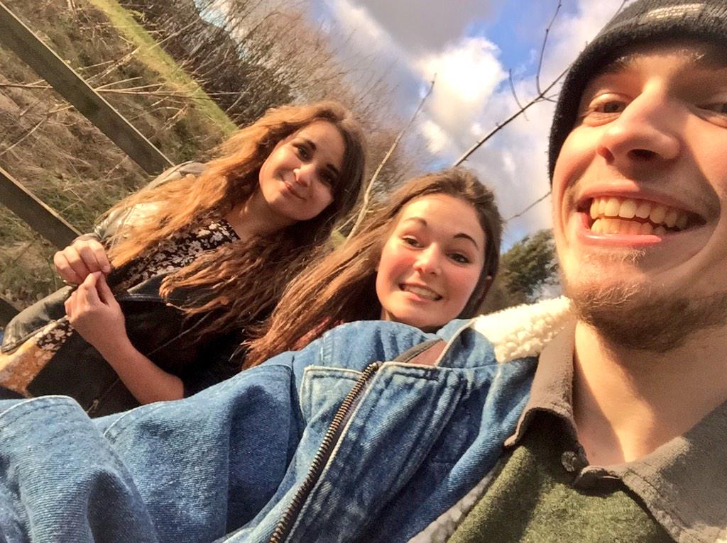 watson_bev's tweet photo. Nothing like a walk in the countryside with friends and a trolley http://t.co/C0wS4VDRC7