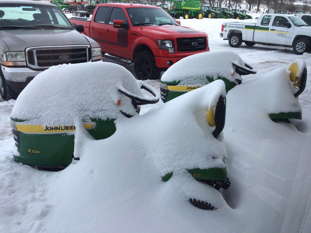 HultgrenImp's tweet image. Are there mowers buried under there somewhere?  #welcometojanuary