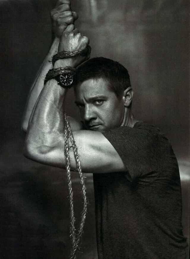 Happy birthday to Jeremy renner,you are the best 