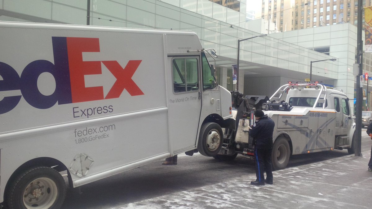 TrafficServices's tweet image. You know you shouldn't so don't #rushhourroute. @torontopolice. Expensive delivery...