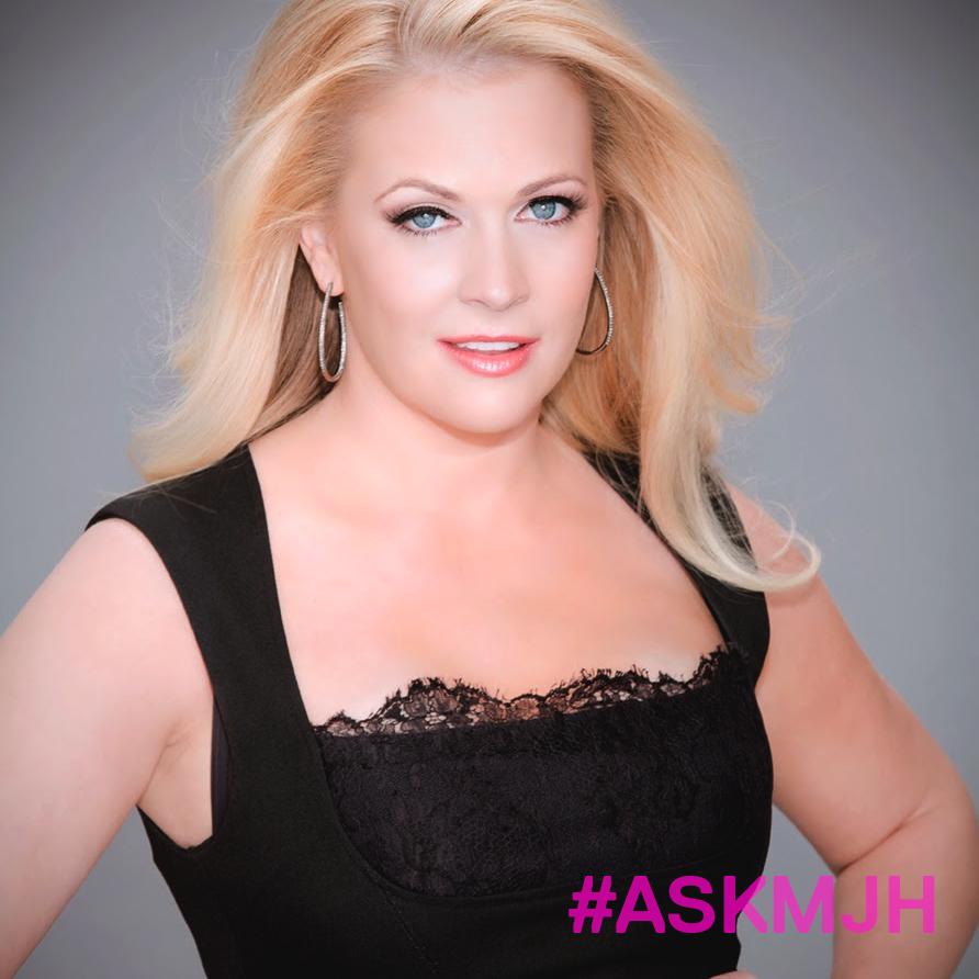hindsightvh1's tweet photo. Our #Hindsight #90sWeek Q+A with @MelissaJoanHart happens TODAY + 2:30/1:30c! Tweet your questions NOW with #AskMJH! http://t.co/PFPZ6AQJja