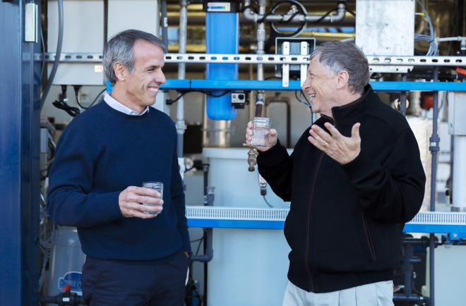 gatesfoundation's tweet photo. Would you drink a cup of water that used to be human waste? 

@BillGates did. This is why: http://t.co/camDLu4eVB http://t.co/DSIcTEKPFP