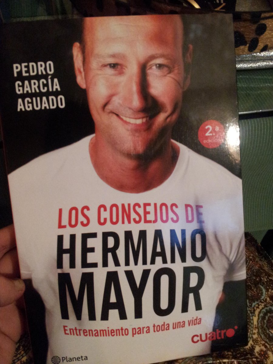 chikymontero's tweet photo. Magnifico regalo de reyes para poder aprender mas de @pgaguado http://t.co/GfsfvOHpFN