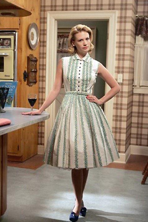 Happy birthday for yesterday to January Jones aka Betty Draper 