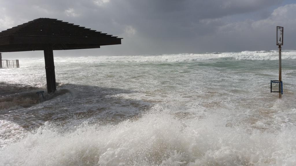 מי אמר שהכל סוער?